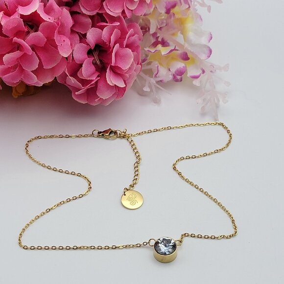 Plunder Design Clear Cubic Zirconia Pendant Necklace Gold Tone Dainty 17" Adj. - Picture 1 of 6